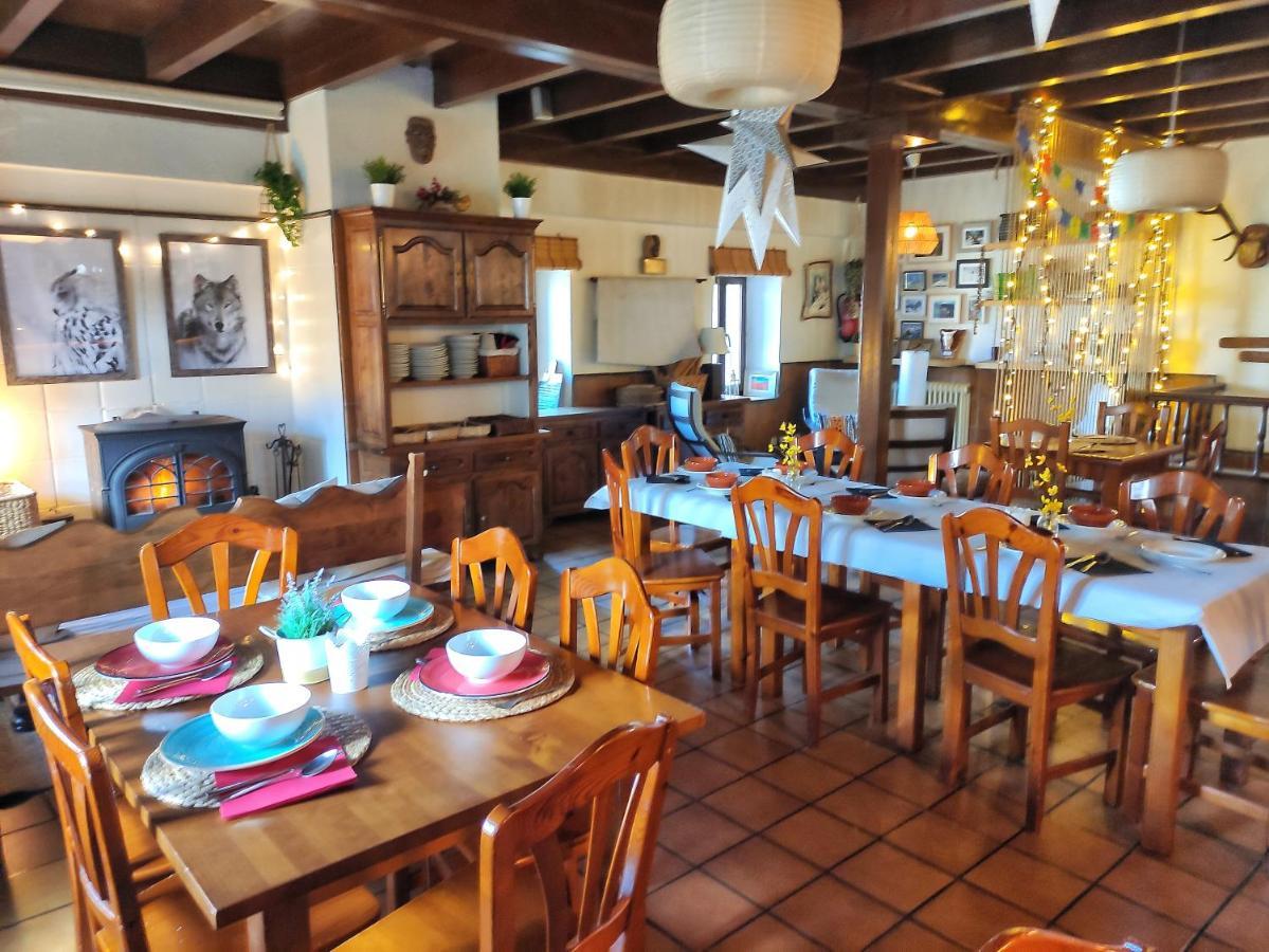 Refugio La Ardilla Real Hostel Posada de Valdeón Kültér fotó