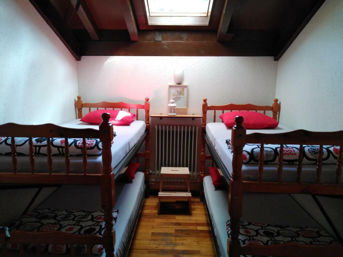 Refugio La Ardilla Real Hostel Posada de Valdeón Kültér fotó
