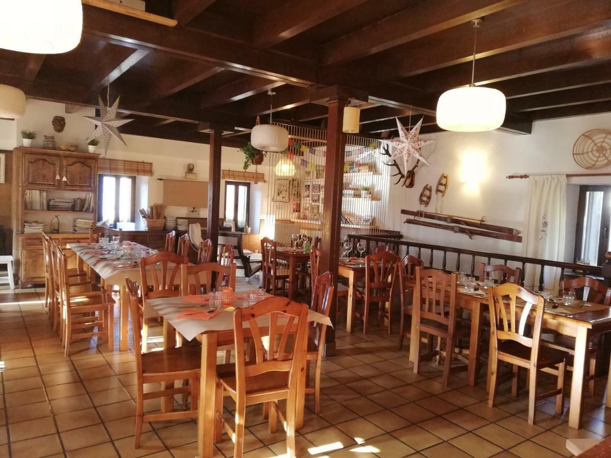 Refugio La Ardilla Real Hostel Posada de Valdeón Kültér fotó